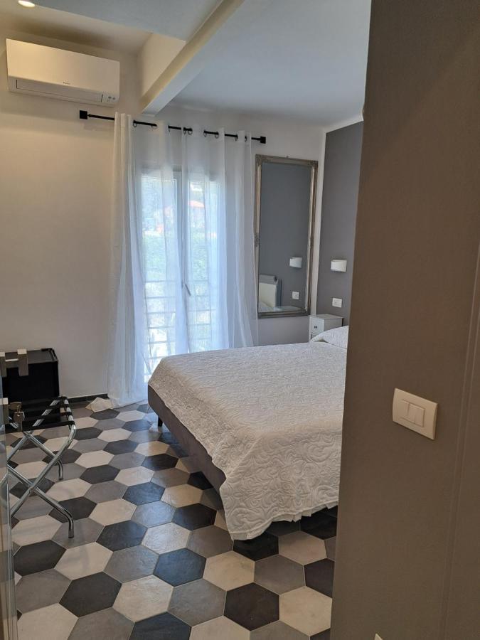 Pavian Otel Levanto Dış mekan fotoğraf